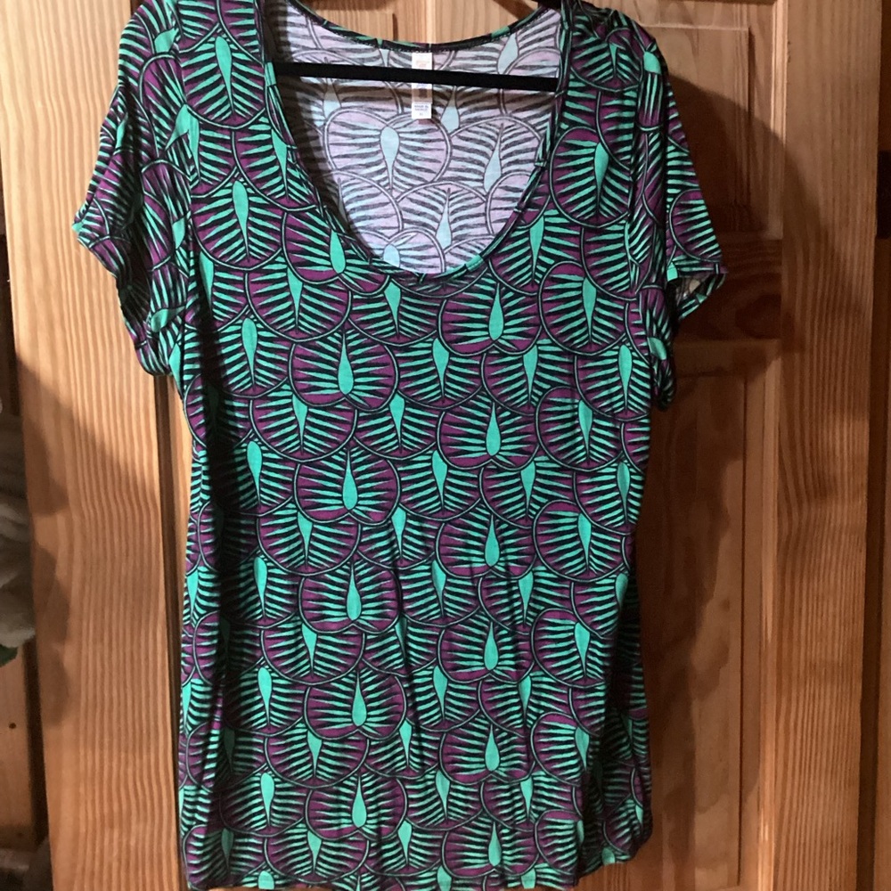 Lularoe Patterned Classic Tee Neck Top in Teal and Purple